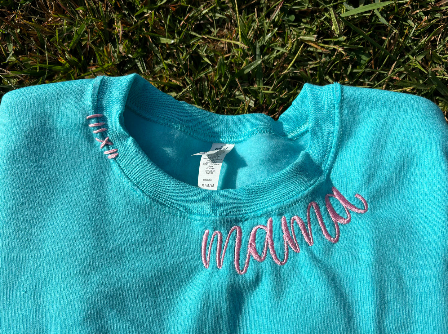 Collar Mama embroidered sweatshirt