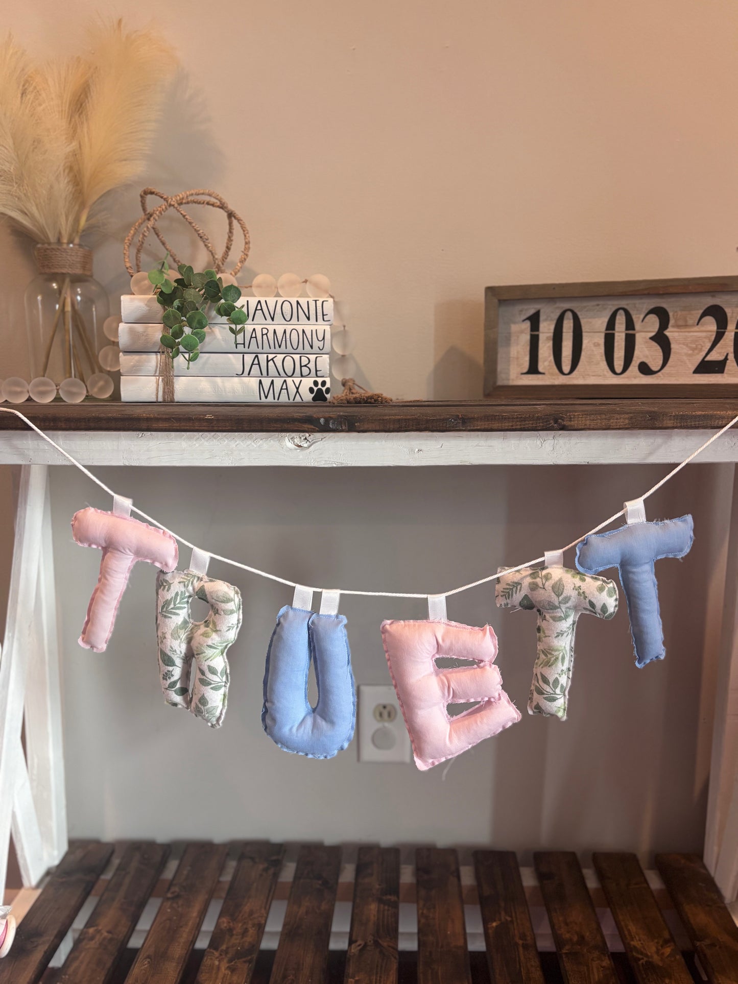 Custom sewn bubble name letters