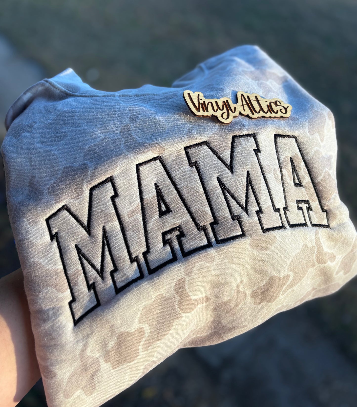 Oversized camo embroidered sweatshirt