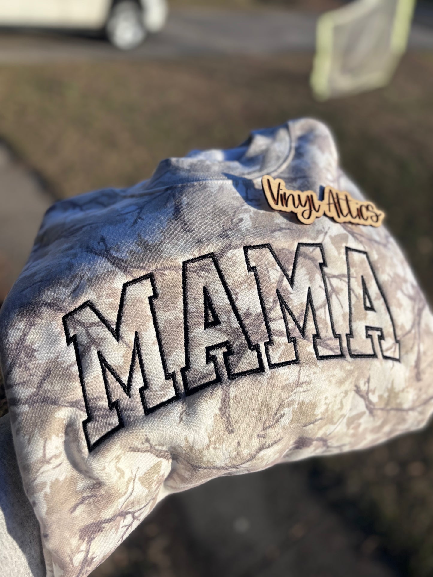 Oversized camo embroidered sweatshirt