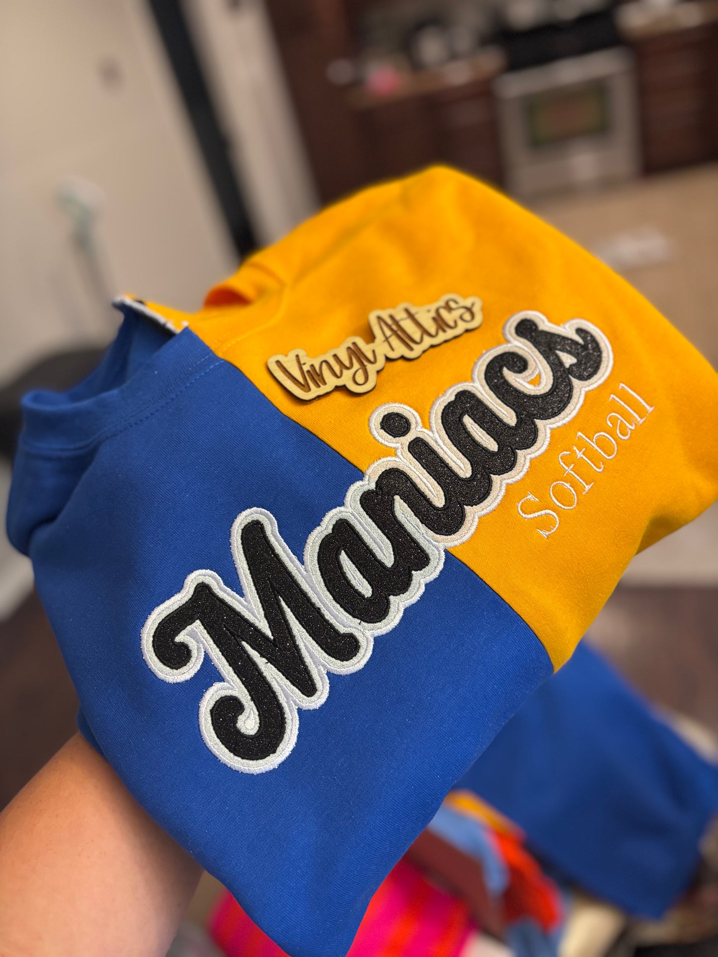 Split mascot embroidered sweatshirt