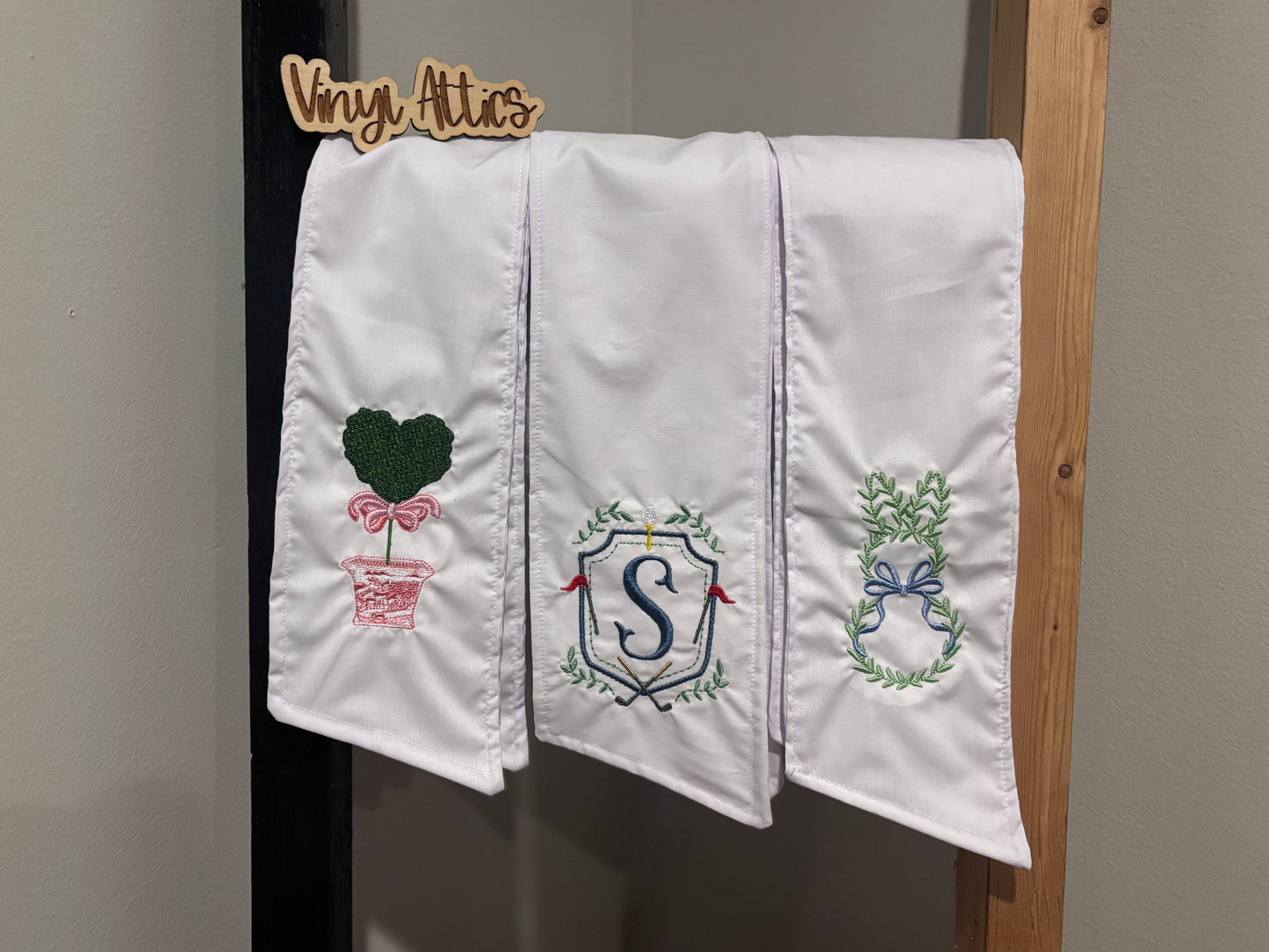 Wreath sashes